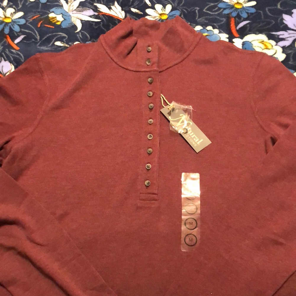 Natural Reflections button down long sleeve. Men’s medium.